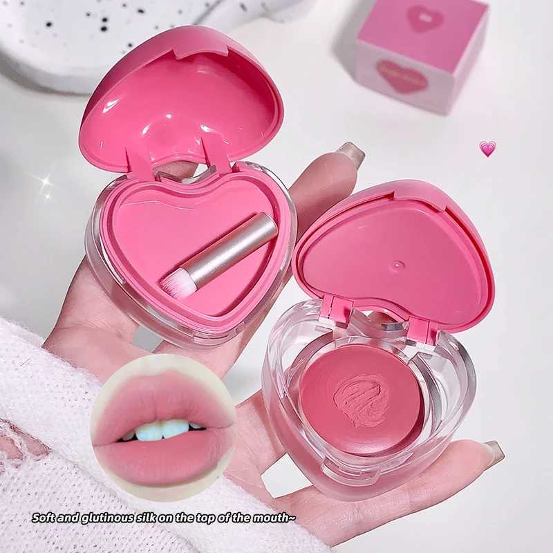 Gegebear heart-shaped lipstick and face cream - finely ground soft matte finish delicate pink tone fuzzy appearanceXJ250312