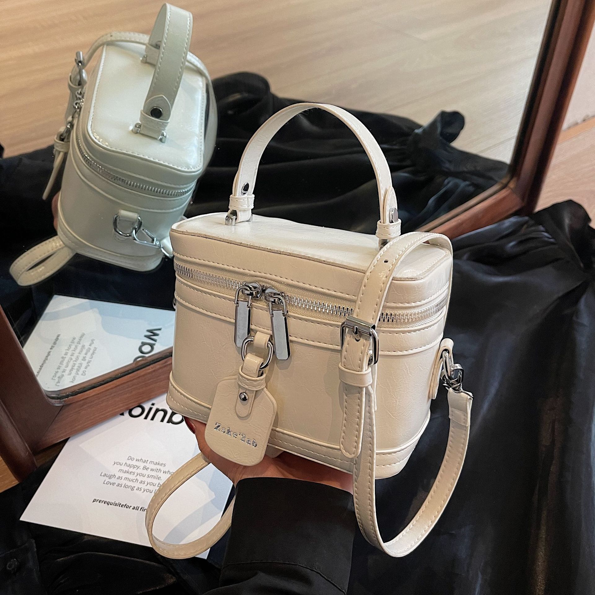 New Fashion High End Designer Women s Handheld Small Square Bag 2025 Trend Tote Bag Multi Functional Handbag Crossbody Bag Chain Storage Bag Wallet
