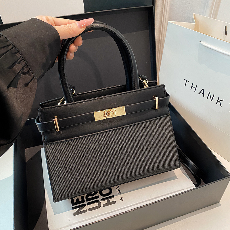 2025 New Women s Handheld Bag Fashion Designer Luxury Handbag Trendy Single Shoulder Crossbody Bag Leisure Wallet Storage With Makeup Bag