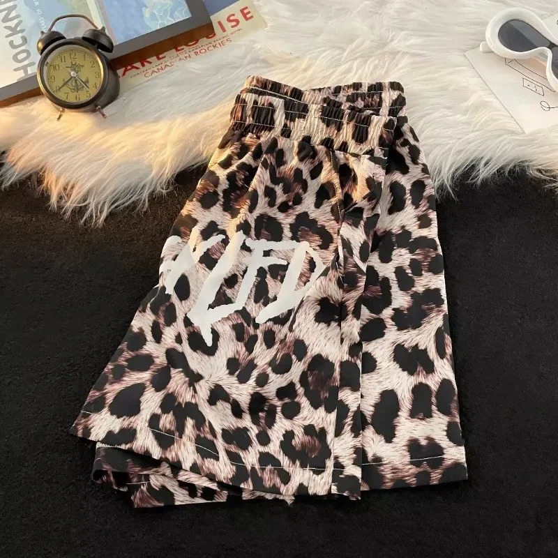 Mens Fashion Sports Tethered Pants Mens Summer Elastic-waisted Casual Shorts Summer Leopard Print Beach Shorts 250310