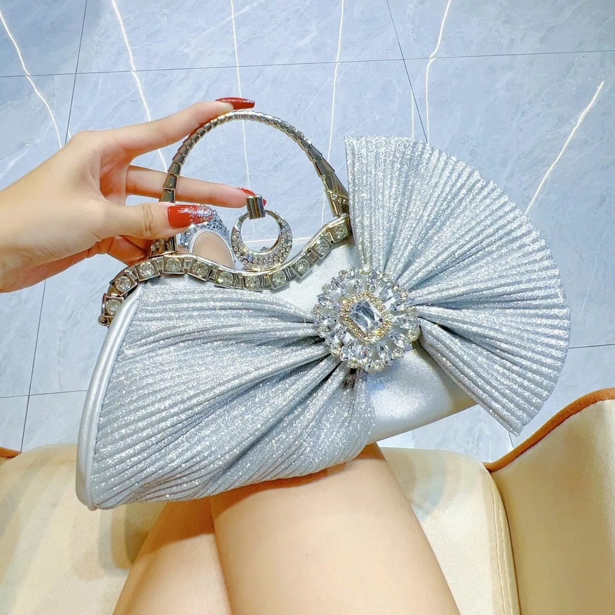 French Shiny Handmade Diamond-encrusted Banquet Bag Bow Wedding Party Dress Handbag Bag Women 250311