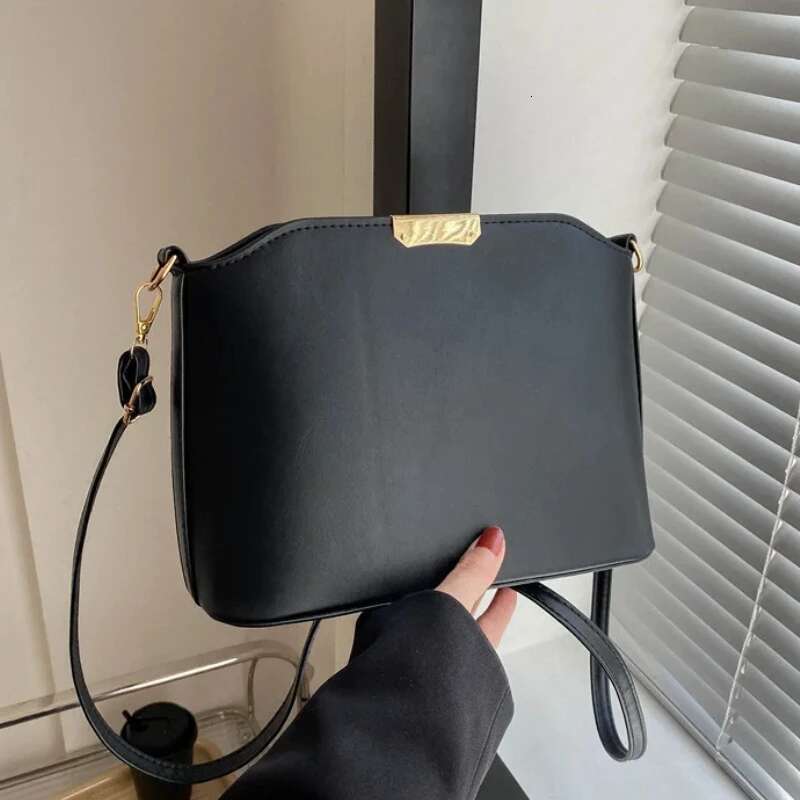 New Candy Color Women Messenger Casual Shell Shoulder Crossbody Bags Fashion Handbags Ladies Party Bag
