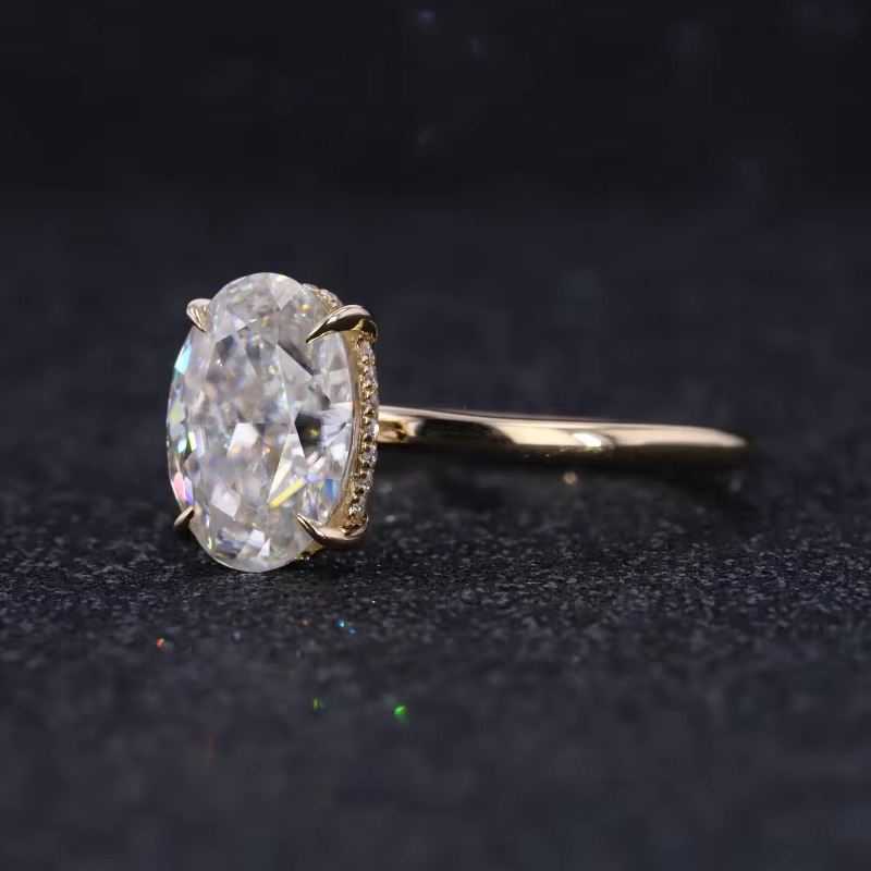 Starsgem Classic Design Oval Crushed Ice Cut 2ct Moissanite Solitarie Prong Setting Moissanite Engagement Ring
