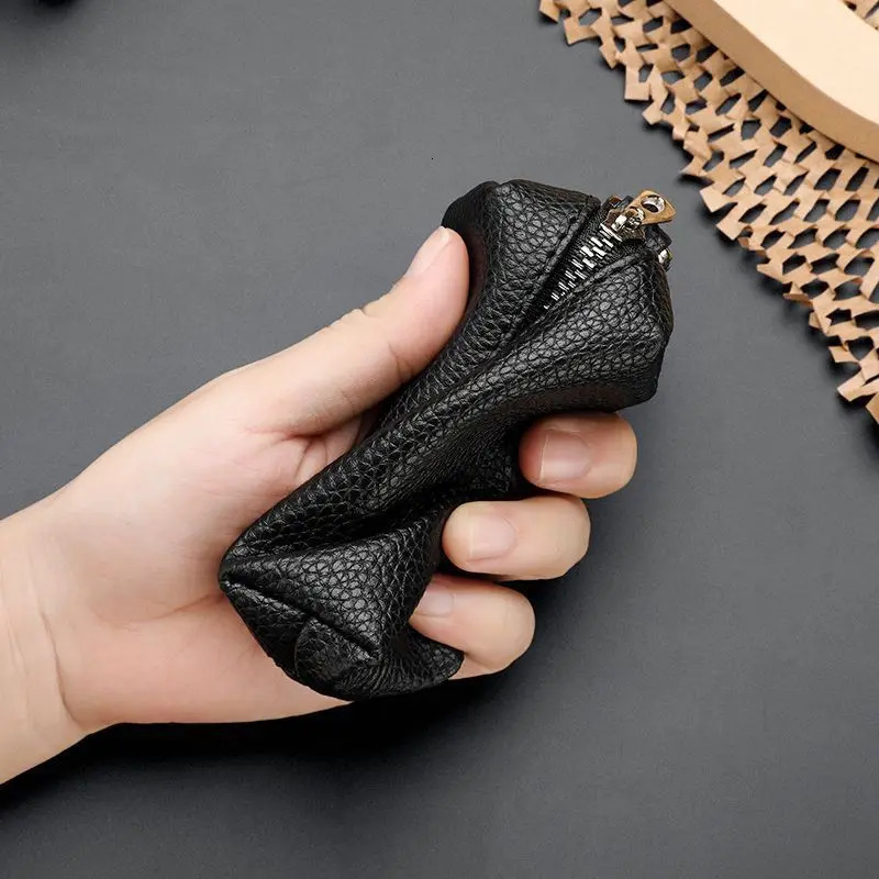 Leather Key Bag MenS Car Key Protective Cover Exquisite Mini Portable Key Holder Pouch Coin Purse Storage Simple Solid Color 250311