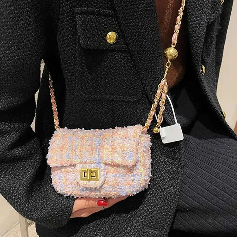 Fashion Designer s Trendy Handbag For Women In 2025 New Chain Mini Bag Multifunctional Crossbody Bag Casual Wallet Popular Storage Bag