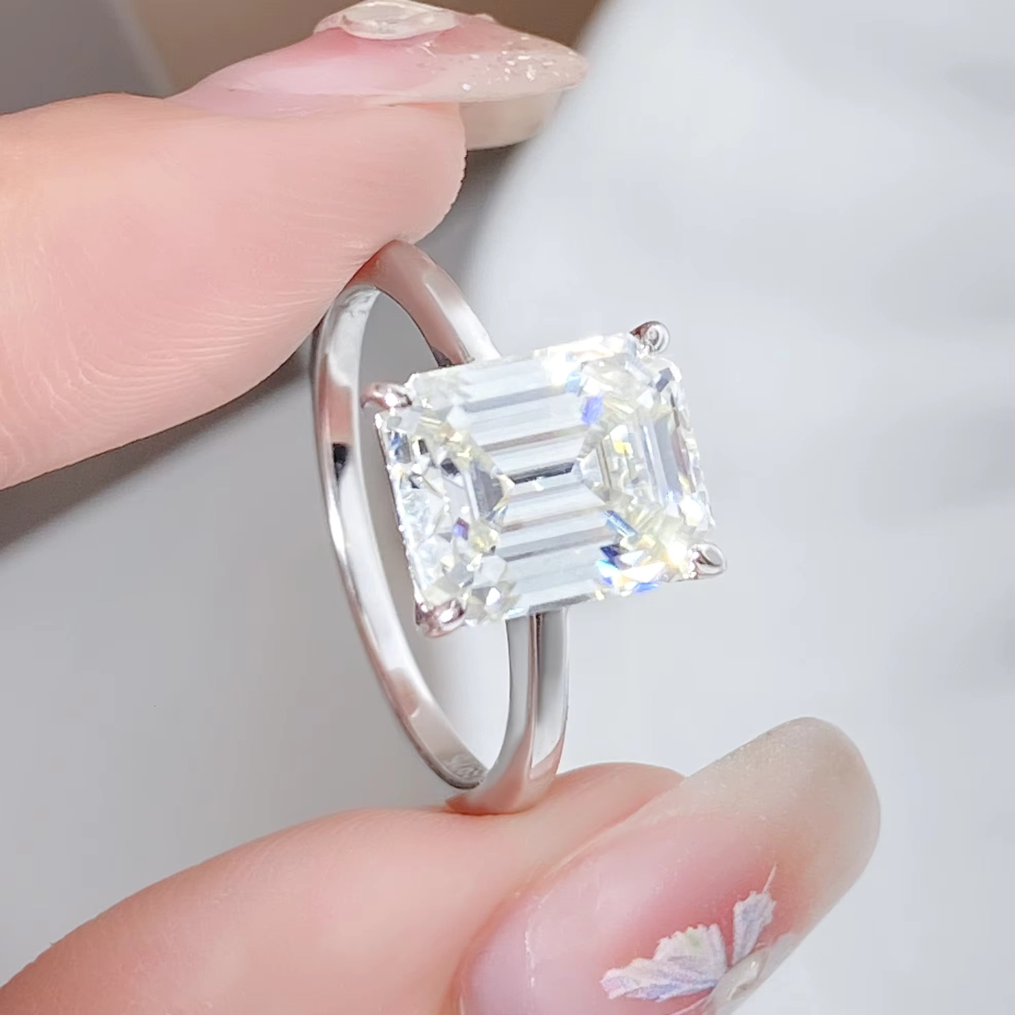925 Sterling Silver Engagement Rings for Women Oval Cut Halo VVS Moissanite Wedding Promise Rings
