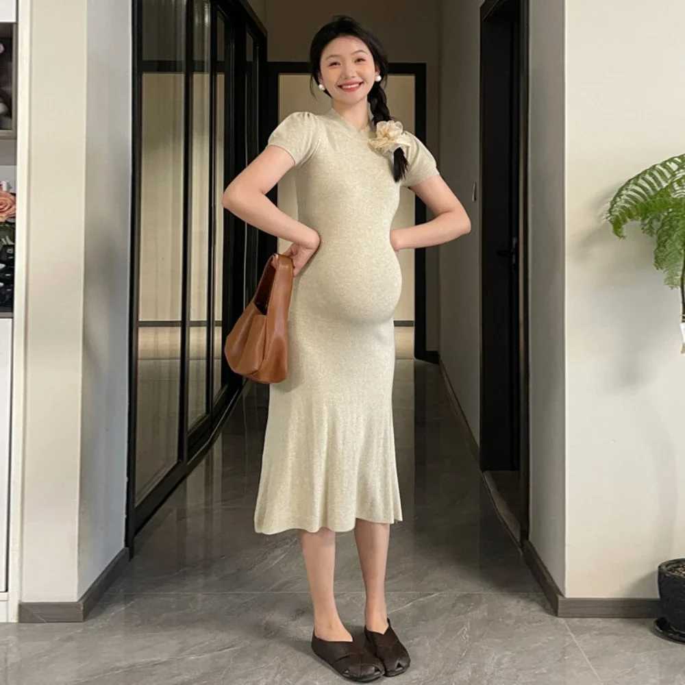 2024 New Maternity Clothes Summer French Style Bubble Sleeve Knitted Pregnancy Dresses Simple and Versatile Pregnancy DressT250311