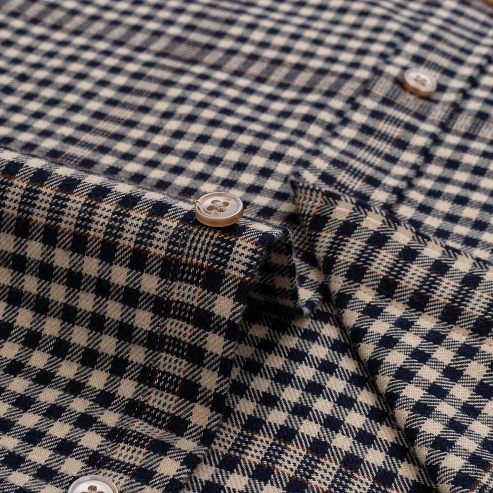 Mens flannel long sleeved high-quality cotton shirt British style casual standard fit plain weave thick soft brushed shirt W250312