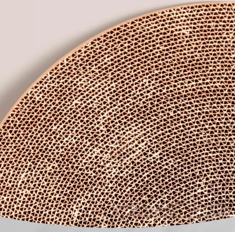 Non Shedding, Wear Resistant Oversized Cat Scratching Post with Integral Comfortable Cat Bed #50-400