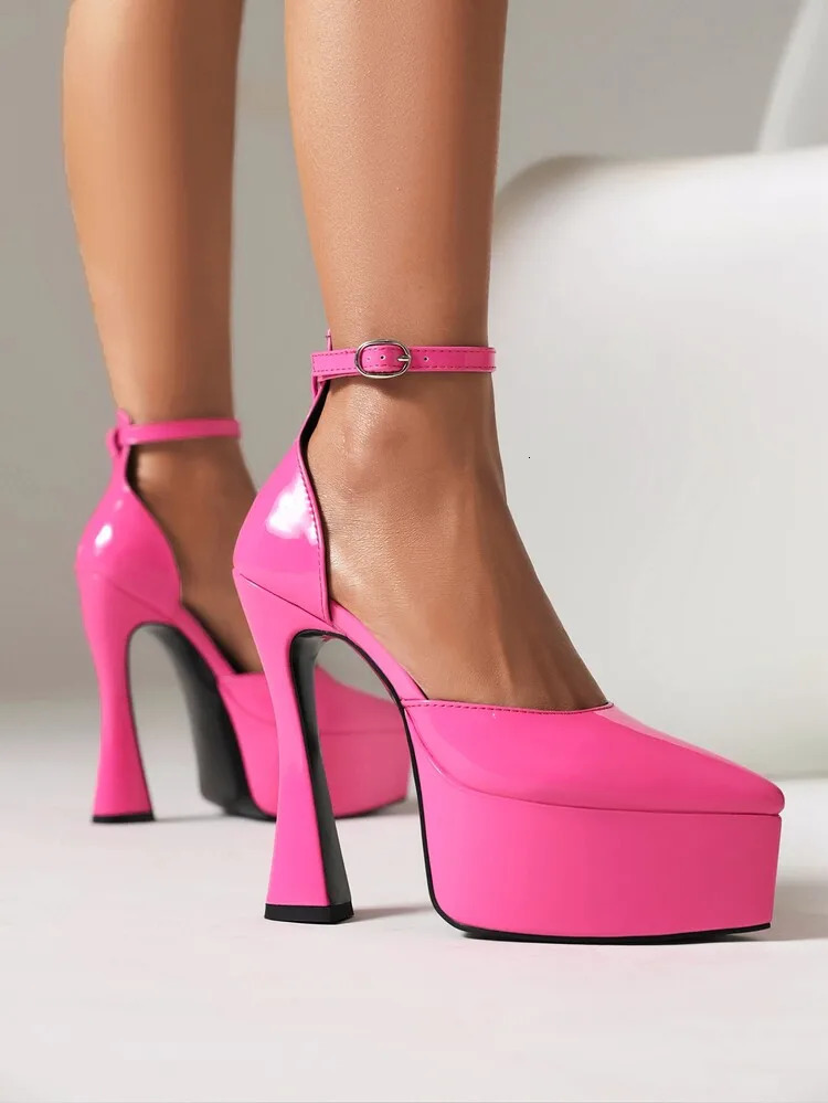 Spring/Summer Womens 15cm Thick High Heel Sandals Platform Pointed Banquet Wedding Womens Large Single Shoes 250310