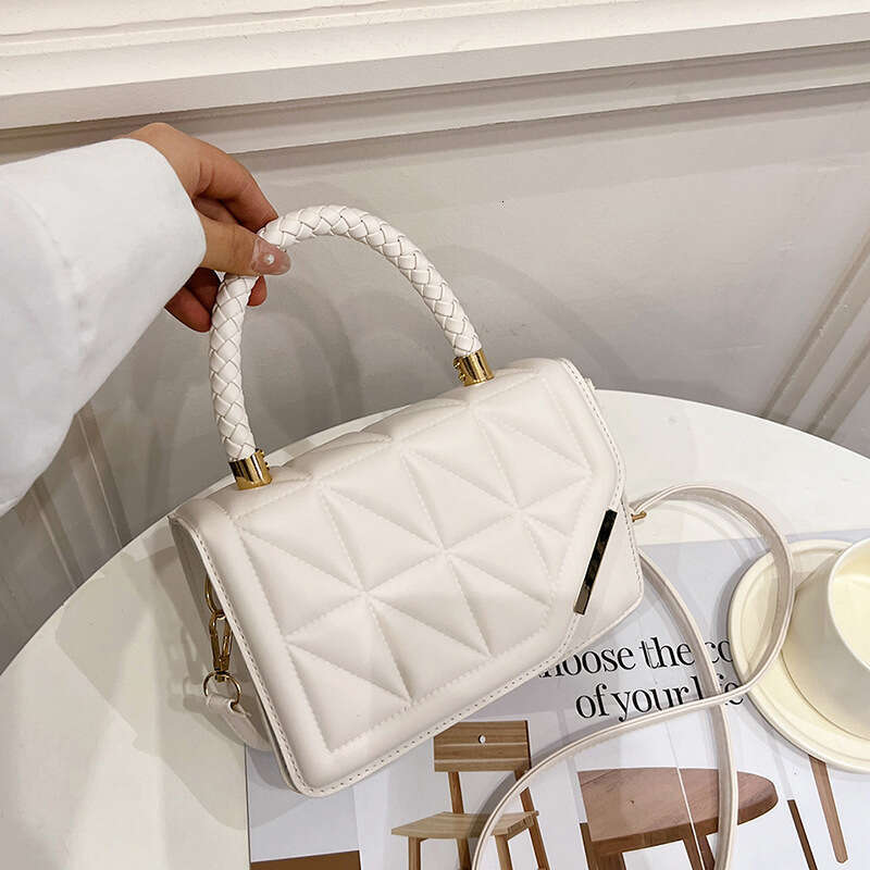 Women's Bags handbag Advanced texture for women new Korean version fashionable temperament handbag trendy Western style single shoulder crossbody