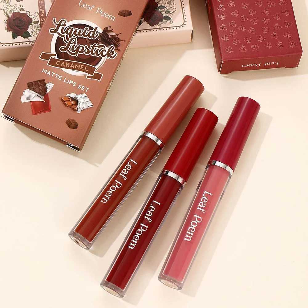 Waterproof and durable velvet matte lip color set strawberry moisturizing lipstick set beauty cosmetics rose lip color W250312