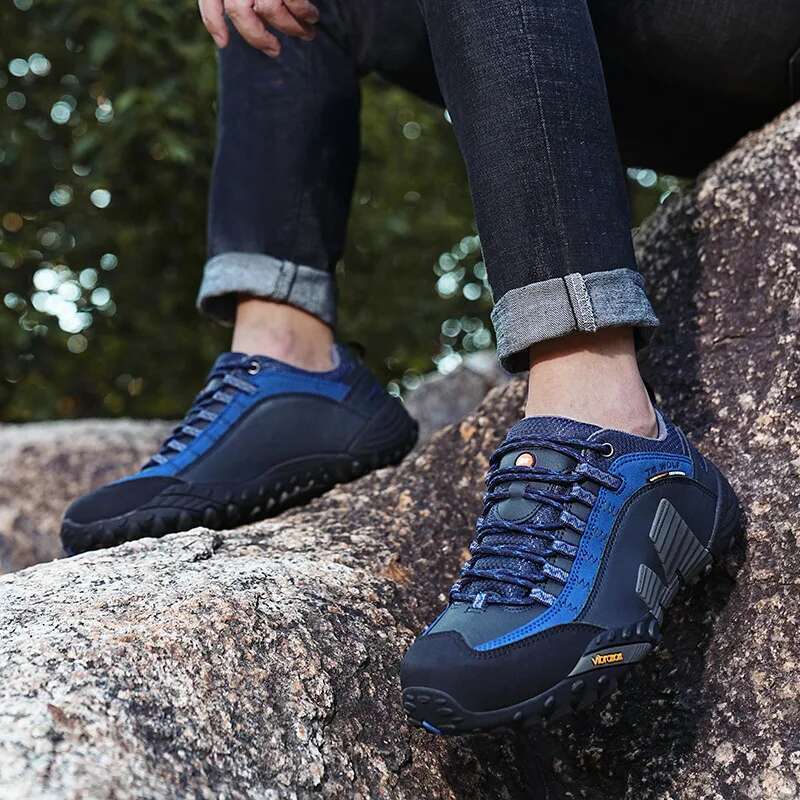 High quality Men's Trekking Genuine Leather Women Hiking Shoes Outdoor Waterproof Sport Climbing Men Sneakers