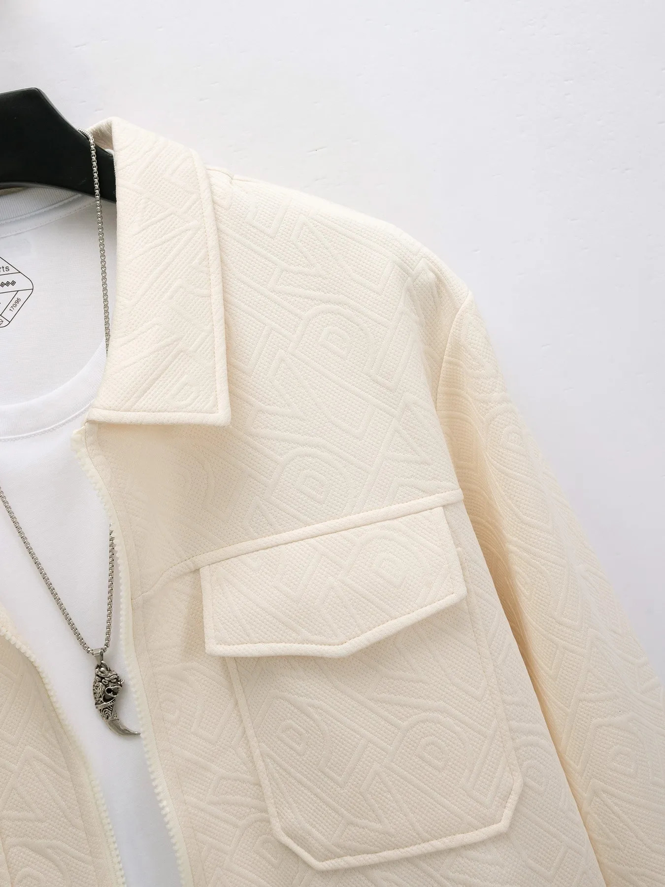 Spring and summer European American mens casual letter jacquard lapel zipper jacket long sleeved 250312