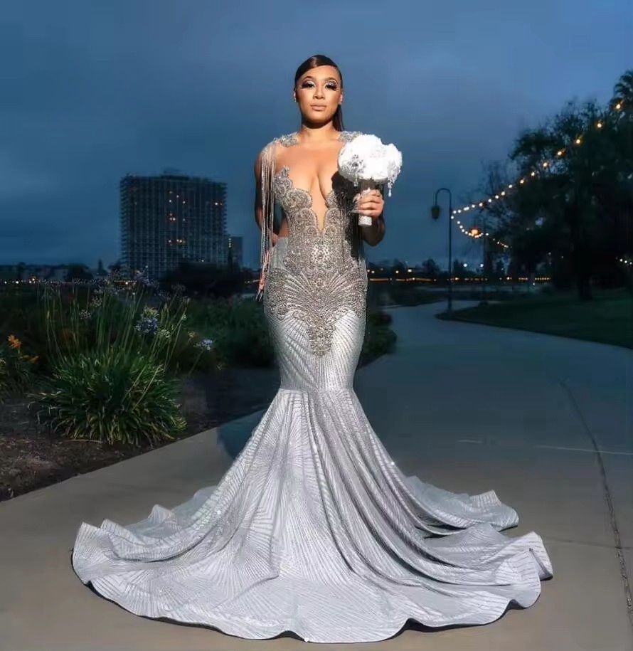 Sier Beaded Mermaid Prom Dresses 2025 Sheer Neck Plus Size Formal Evening Ocn Gowns For Black Girl Vestidos De Novia