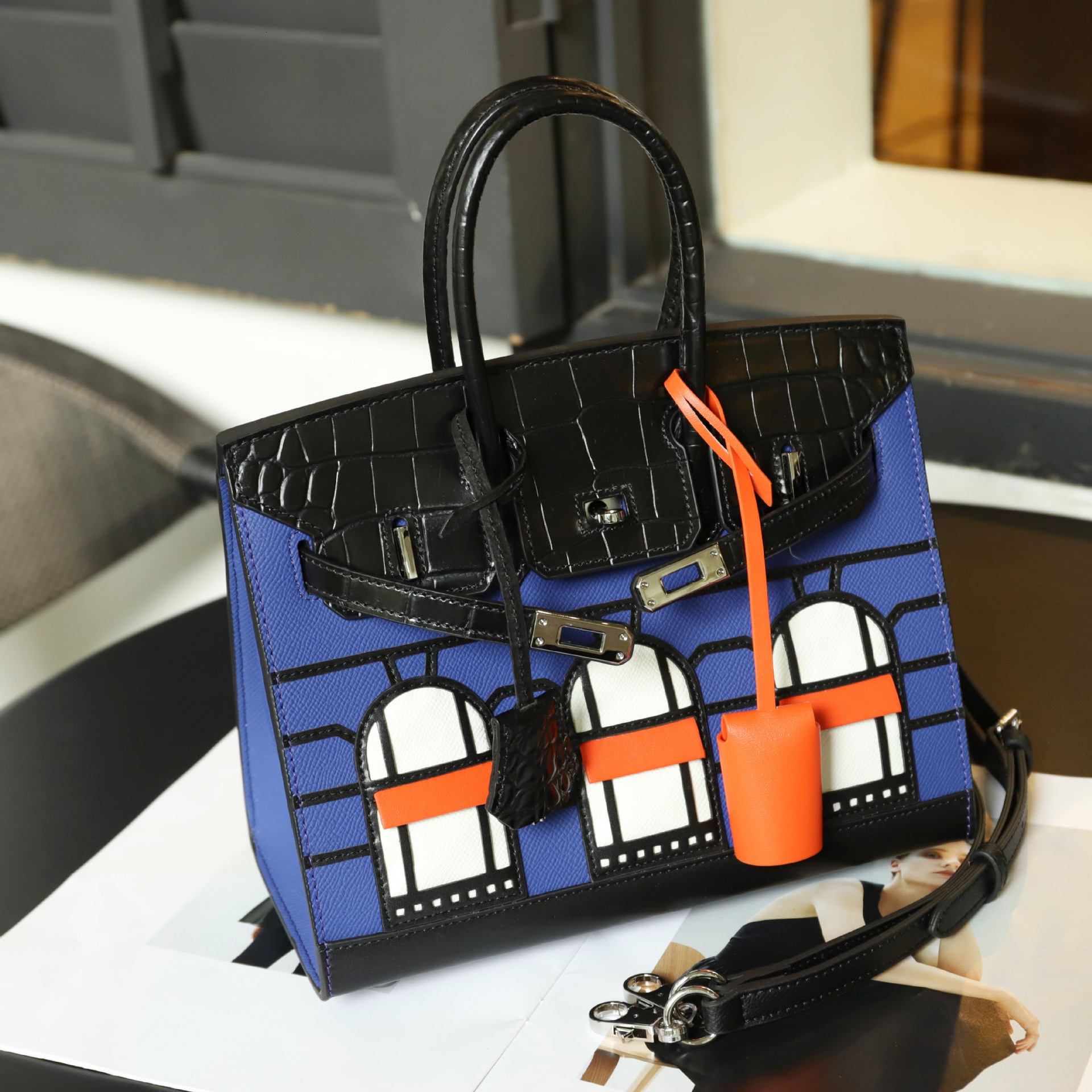 Cowhide Crocodile Pattern Single Shoulder Handbag Light Women s Fashion Designer High end Personalized Crossbody Wallet Storage Makeup Bag