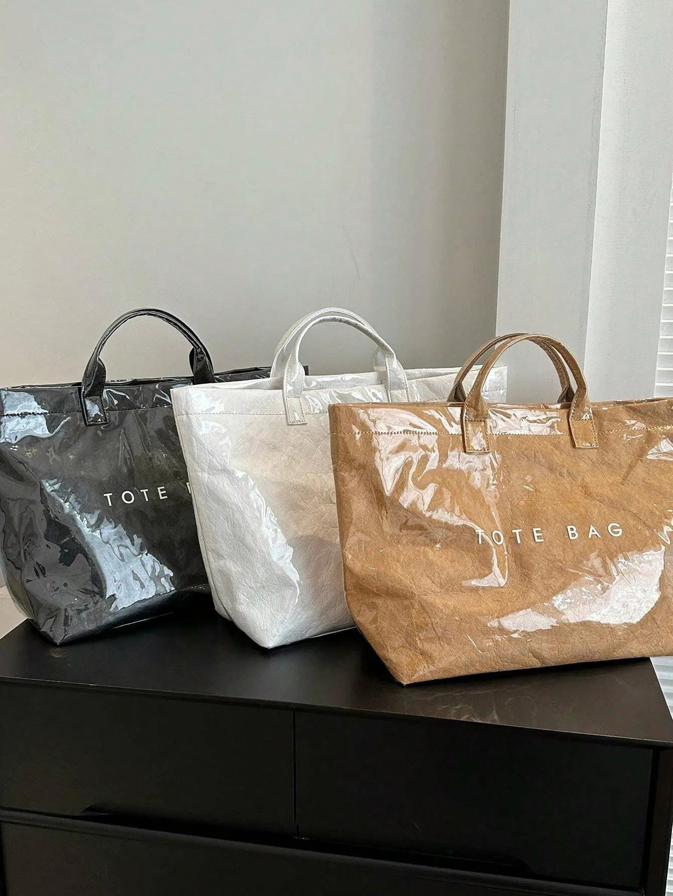 Neutral style retro casual street tote bag minimalist crease high quality transparent PVC waterproof shopping bag-ll 250305