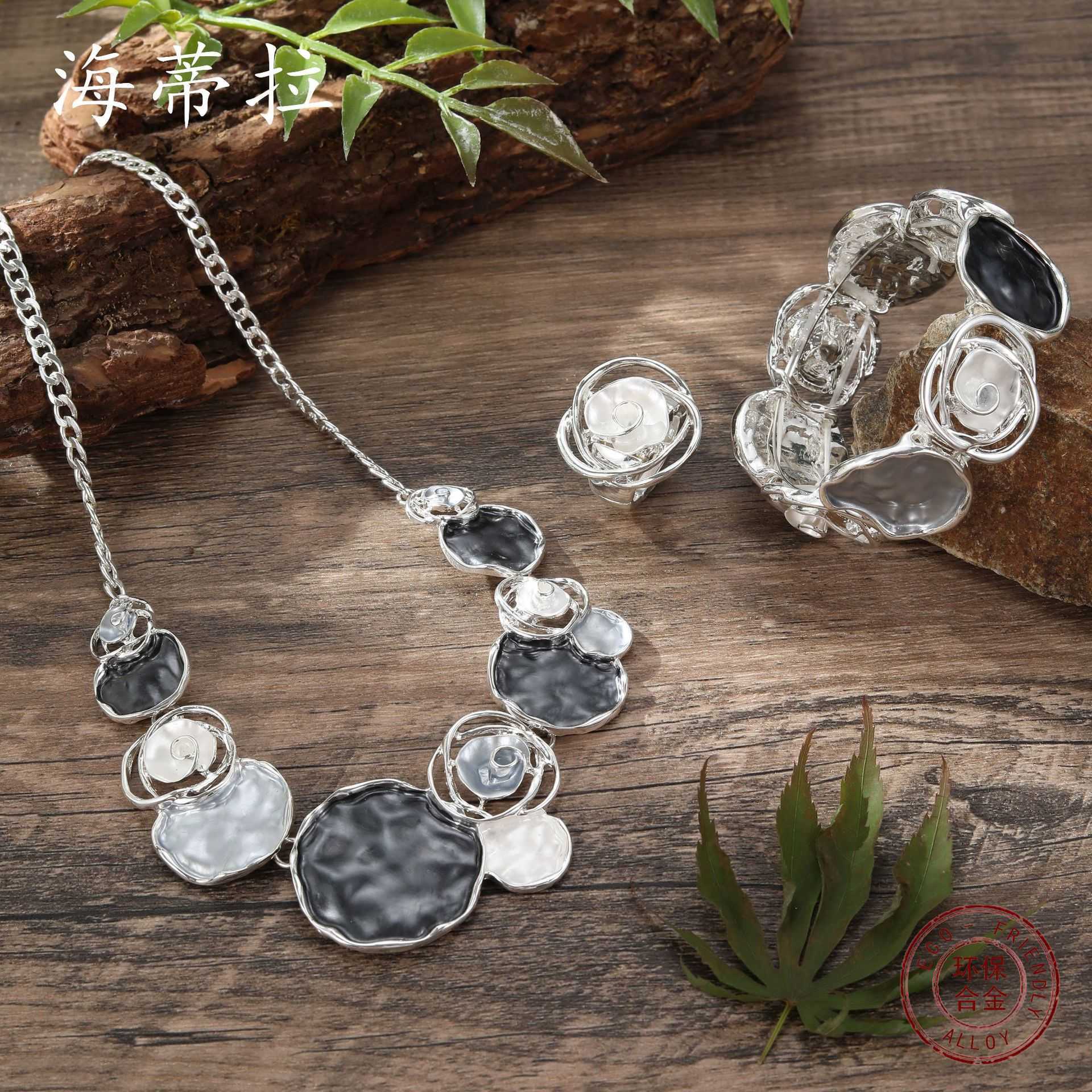 Colored oil painting rose ring bracelet necklace set for womens banquet high-end decoration set W250312