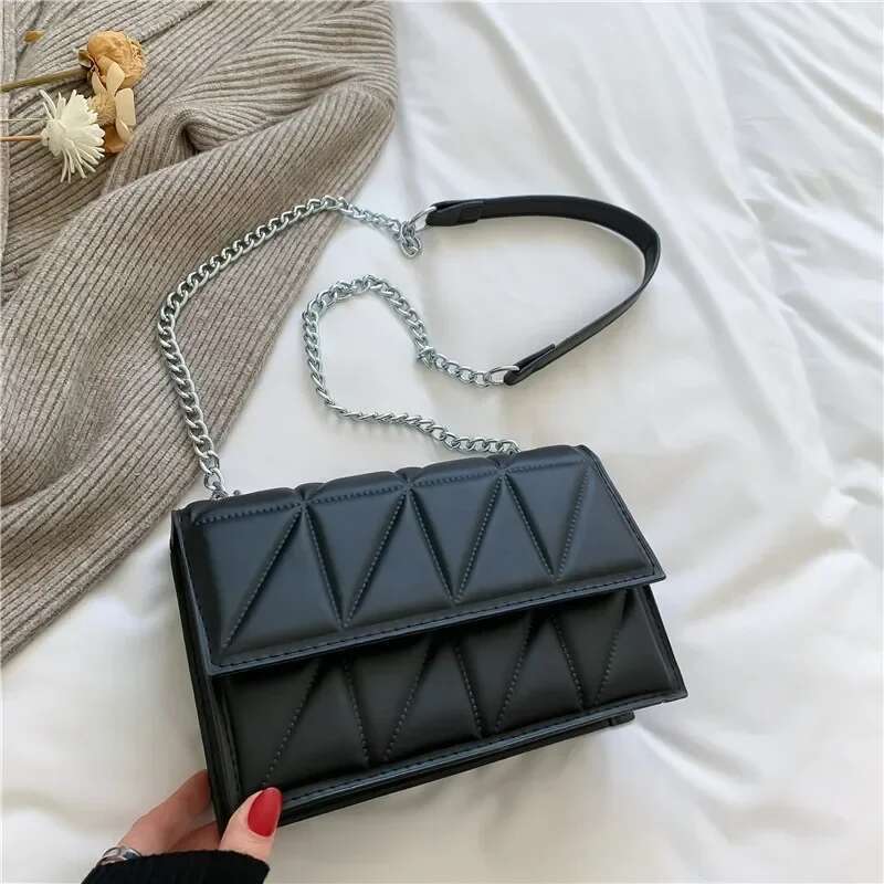 Designer Fashion Women s Crossbody Bag Premium PU Leather Handle Chain Handbag 2025 New Casual Wallet Lipstick Phone Storage Bag Mini Saddle Bag