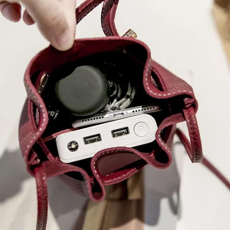 Bucket Shoulder Women Drawstring Crossbody Bag Female Messenger Bags Ladies Synthetic Decorative Leather Handbag