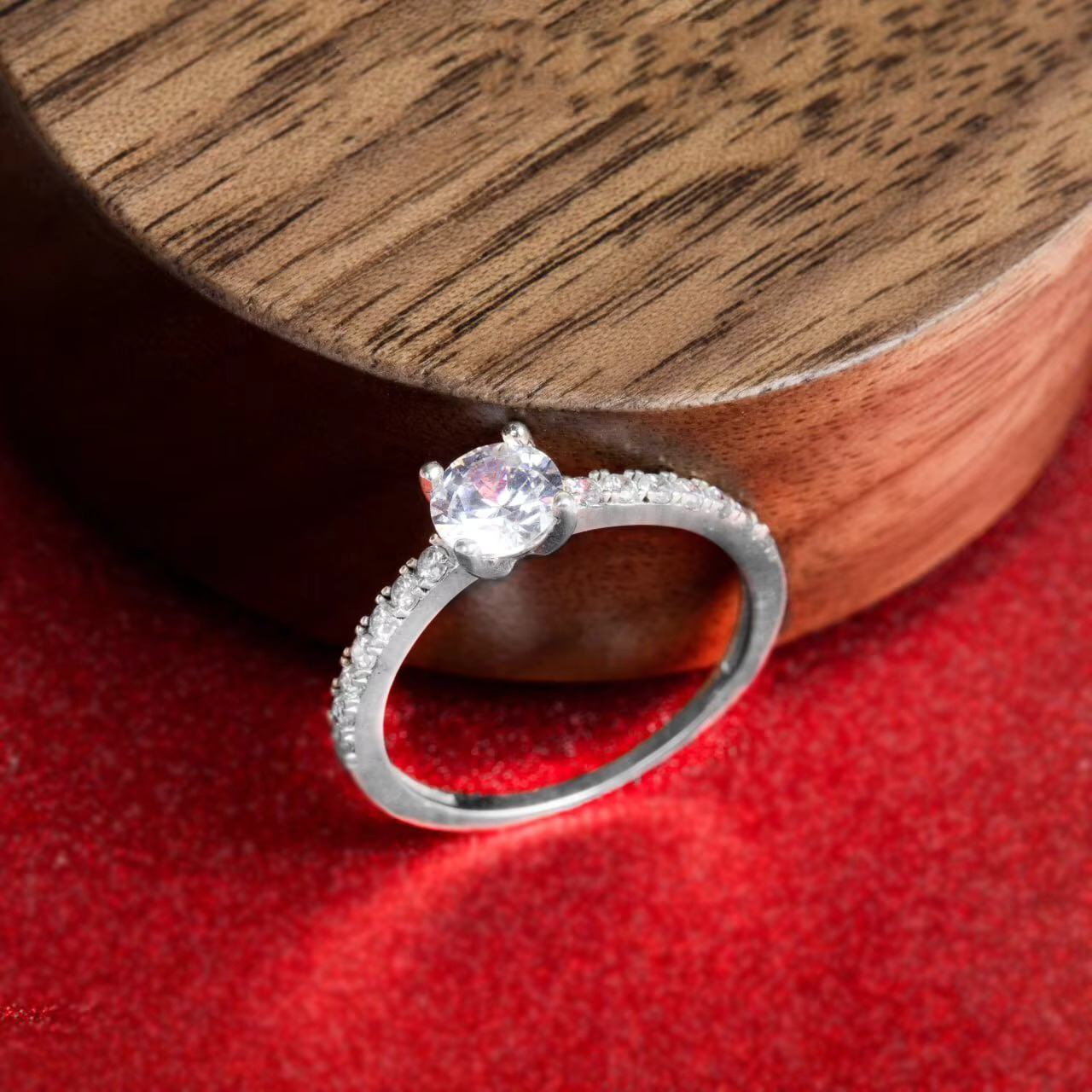 Wholesale Trendy Moissanite Rings for Women 925 Silver With Ruby Cubic Zirconia Stone and Diamond Fashionable Gemstone Jewelry