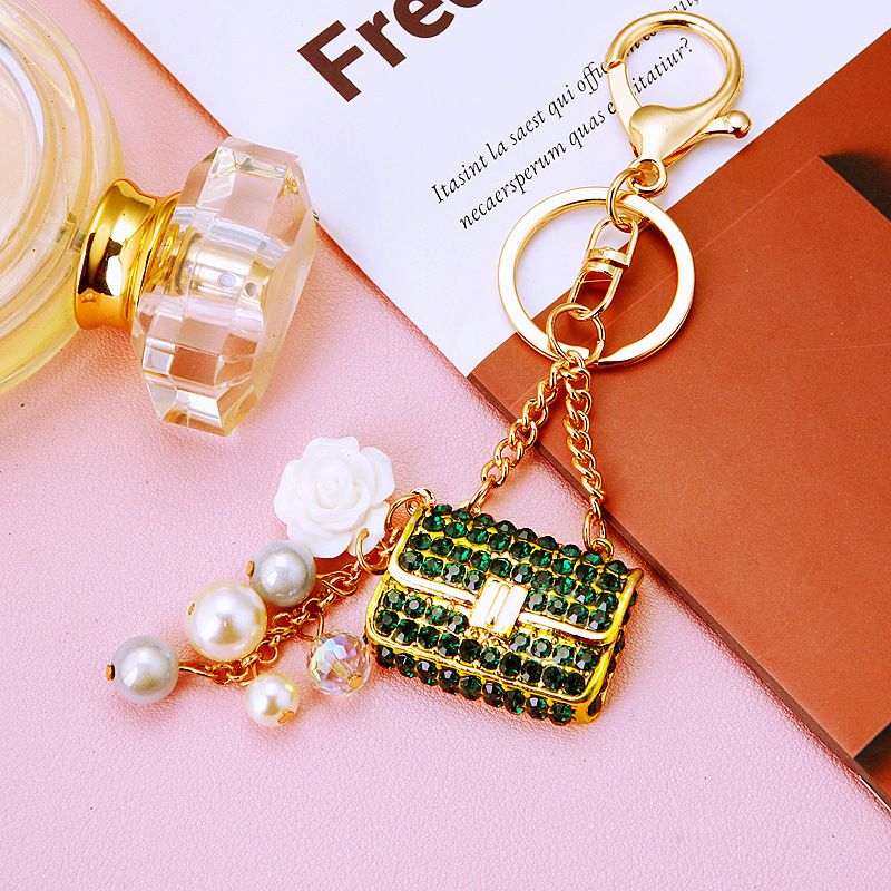 Luxury Women's Car Key Holder with Sparkling Diamond Details - Stylish Bag Pendant