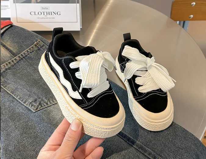 Childrens sports shoes fashionable round toes comfortable and fashionable anti slip sports shoes childrens soft soled casual edition shoes Z250312