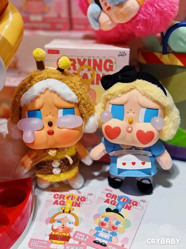 New True Crybaby Crying Series Blind Box Digital Vinyl Base Doll Crybaby Pendant Keychain Mystery Box Toy Gift X2503121
