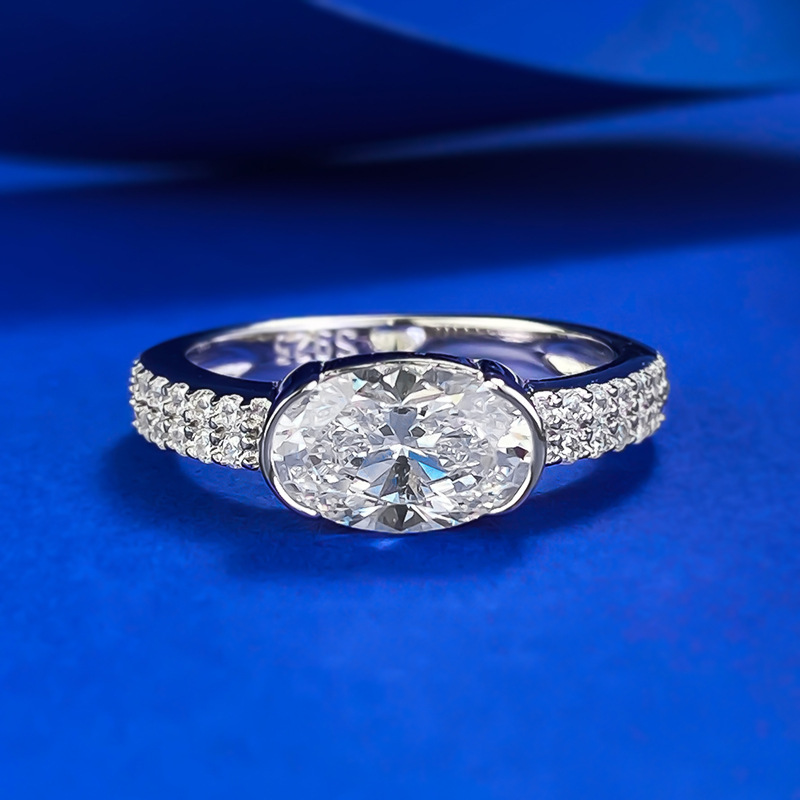 2025 Ins Top Sell Wedding Rings Luxury Jewelry Handmade Soild 925 Sterling Silver Oval Cut White Moissanite Diamond Gemtstones Party Promise Women Ban