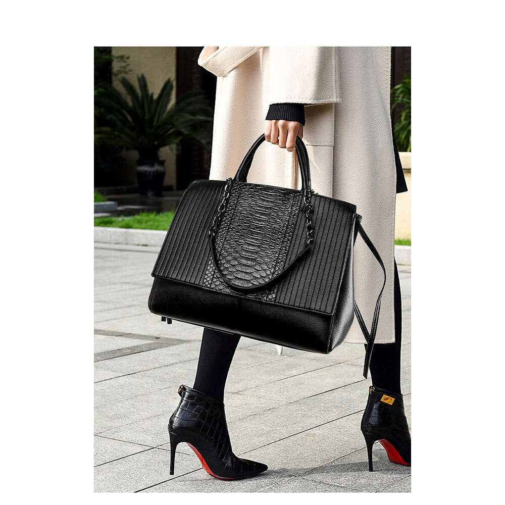 Women's Bags handbag Autumn New Fashionable Women's Korean Edition Shoulder Bag Premium Light Luxury Handbag