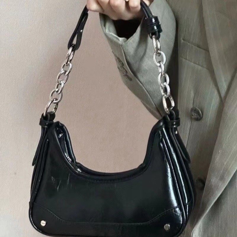 Silver Shiny Leather Women s Mini Bag 25 New Item Niche Designer Fashion Handbag Chain Trend Crossbody Bag High quality Armpit Bag Casual Wallet Lipst