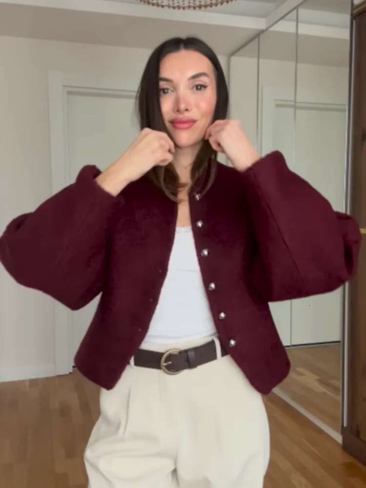 Elegant Round Neck Full Sleeve Split Slim Cropped Jacket Women Fashion Single Breasted Short Coat 2025 Lady New Spring Outwear