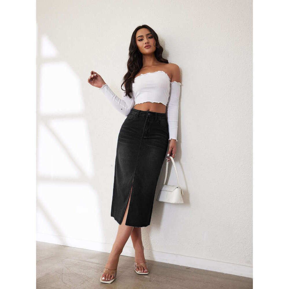 Sexy and spicy girl A-e style slit slimming denim half skirt spring/summer 2025 temperament versatile new trend clothing ins