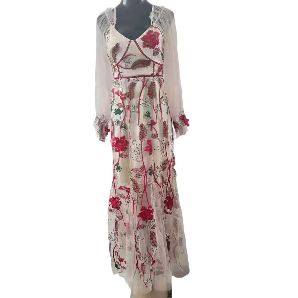Autumn And Winter Australian Niche Design New Embroidered Mesh Bubble Sleeve Heavy-Duty Long Skirt For Women