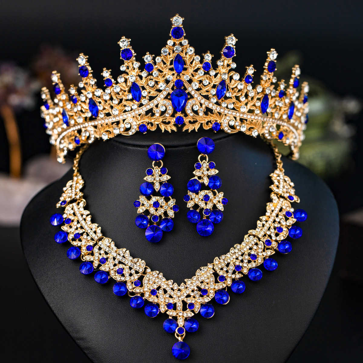 Bridal jewelry three piece set high-end dance party wedding jewelry alloy diamond crown necklace earring set W250312
