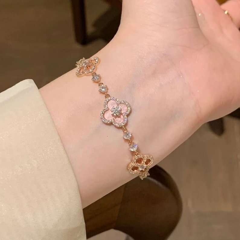 Sweet Cherry Blossoms Vintage Pink Fritillaria Four Leaf Clover Bracelet with Micro inlaid Zircon bracelet designer for women gift