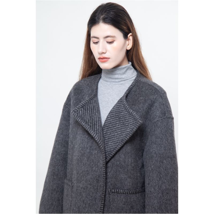 Women's Handmade Wool Coat With Scarf - Front & Twill Back Contrast Design for Winter 2024
