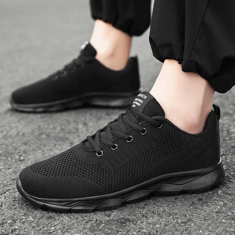 Large size 46 47 sports shoes summer lightweight mens shoes mesh running shoes breathable walking casual Zapatillas De DecorteXJ250312