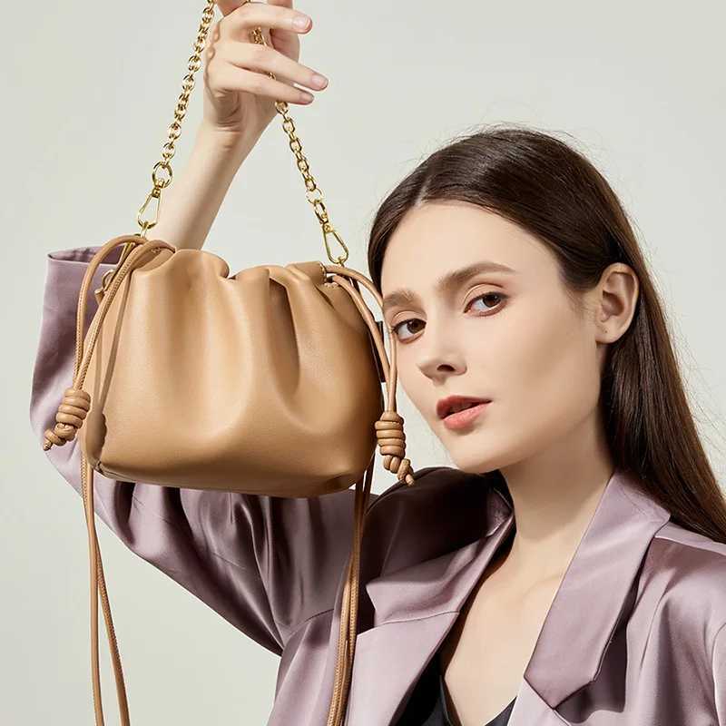 New Arrival Korean Version New Leather Cloud Bag Small Luxury Design Chain Handbag Cowhide Lucky Bag Fashionable Pleated Bucket Bag T250312