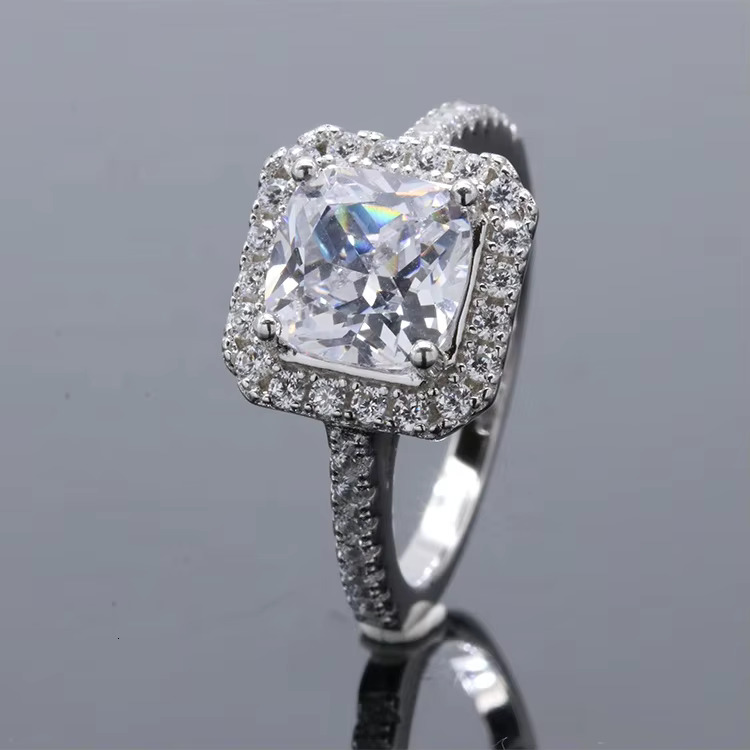 Fashion Engagement Wedding Silver 925 2.5 Carats Cushion Cut Moissanite Ring
