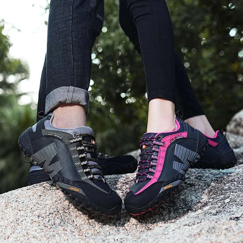 High quality Men's Trekking Genuine Leather Women Hiking Shoes Outdoor Waterproof Sport Climbing Men Sneakers