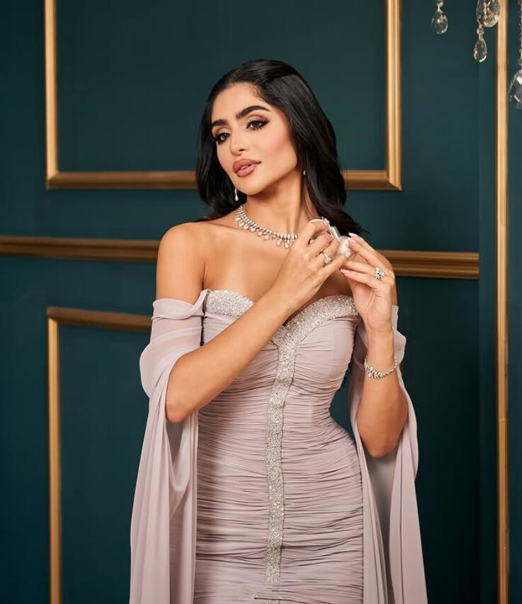 Off Shoulder Mermaid Saudi Evening Formal Dresses Crystal Long Sleeve Cape Ruched Customsized Arabic Dubai Prom Gowns