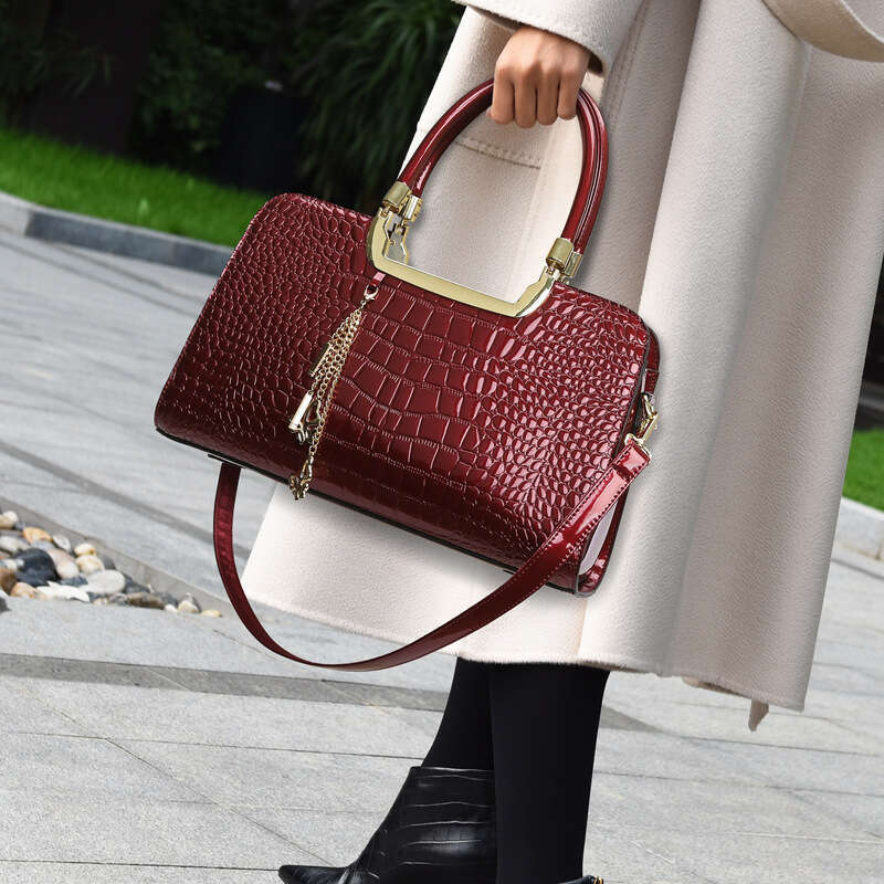 Women's Bags handbag Ladies' handbag fashionable and high-end crocodile pattern shoulder new hot selling patent leather crossbody bag, large