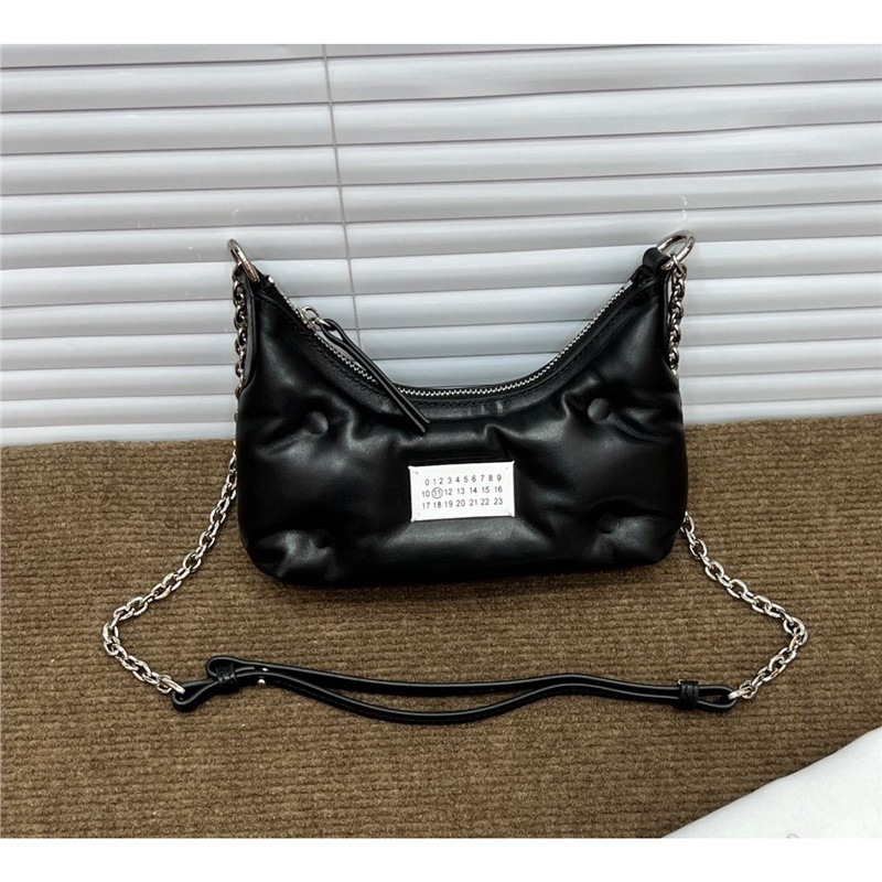 2025 Women S Mini Bag New Niche Designer Fashion Handbag Casual Armpit Bag Trendy Chain Crossbody Bag Storage Bag Wallet Phone Bag