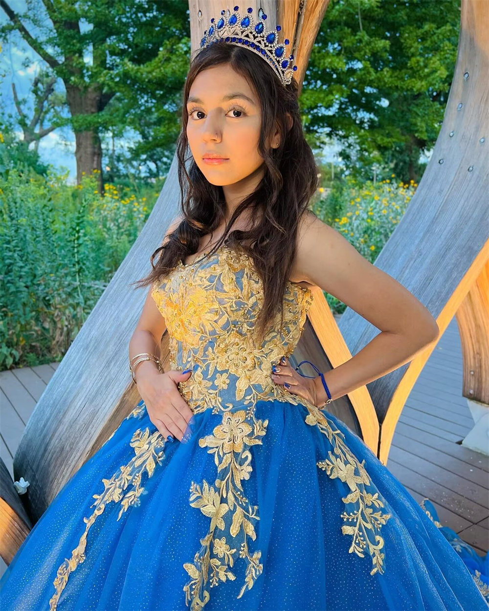 Ball Gown Quinceanera Dresses Gold Appliques Sweetheart Lace-up Plus Size Tulle Sweet 15 16 Princess Birthday Party Gowns Vestidos De 15 Anos QD09