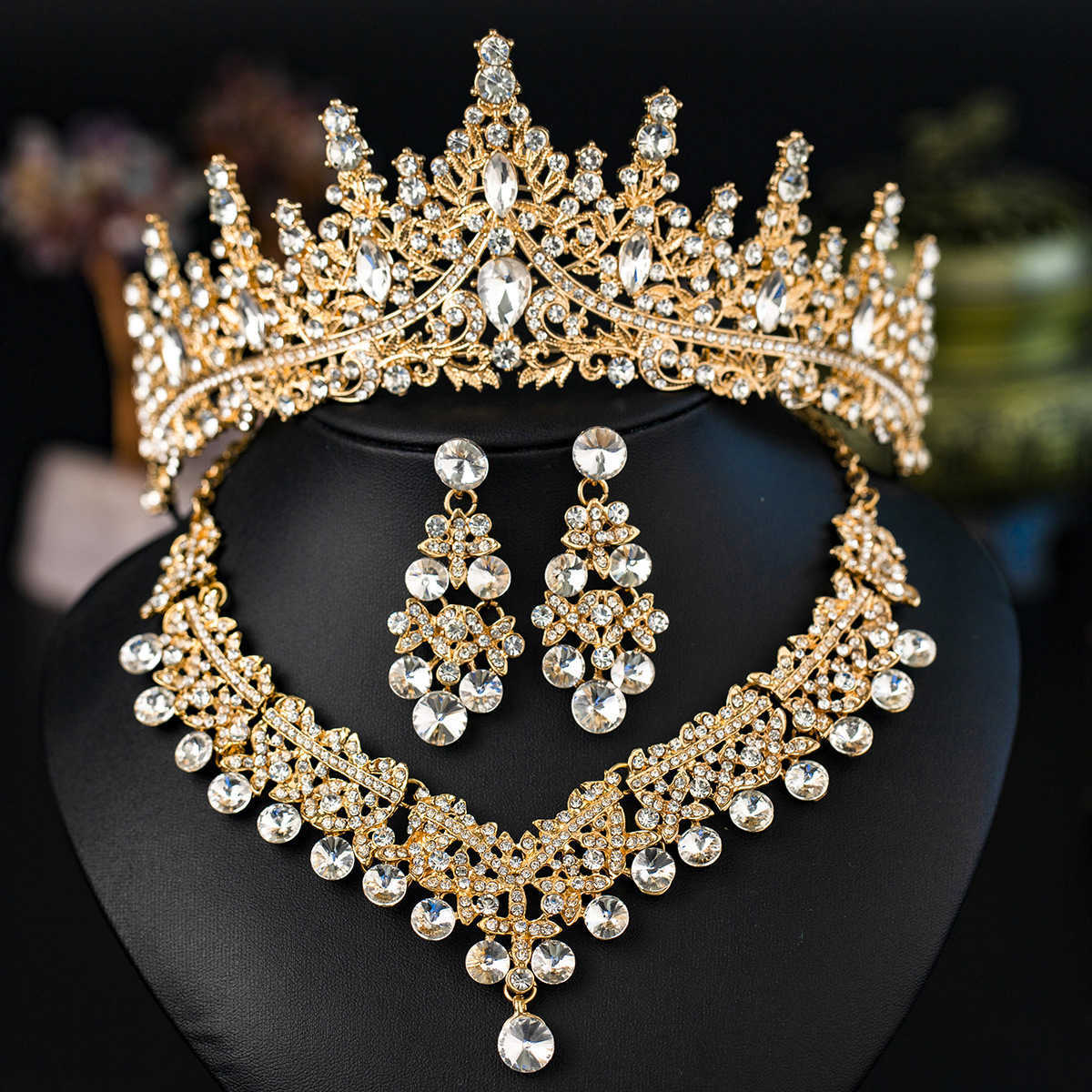 Bridal jewelry three piece set high-end dance party wedding jewelry alloy diamond crown necklace earring set W250312
