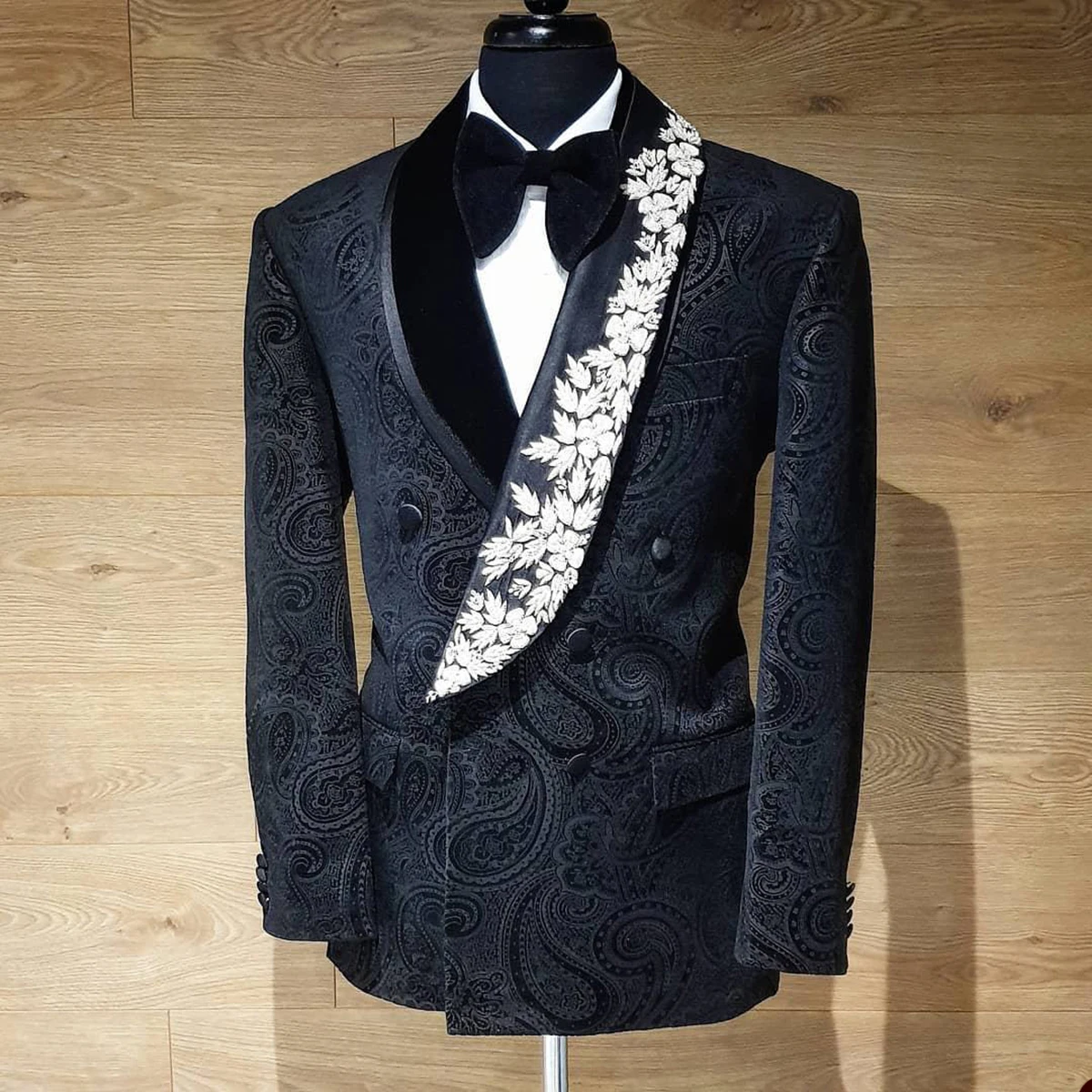 Men Suits Tailor-Made One Piece Suit Tuxedos Elegant Shawl Lapel Jacquard Groom Blazer Double Breasted Only Coat Prom Evening Party Formal Occasion Cu