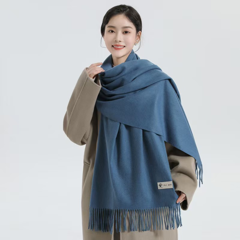 K107 Winter warm wool scarf Korean style solid color couple cashmere scarf female high-grade thick neck shawl wholesale