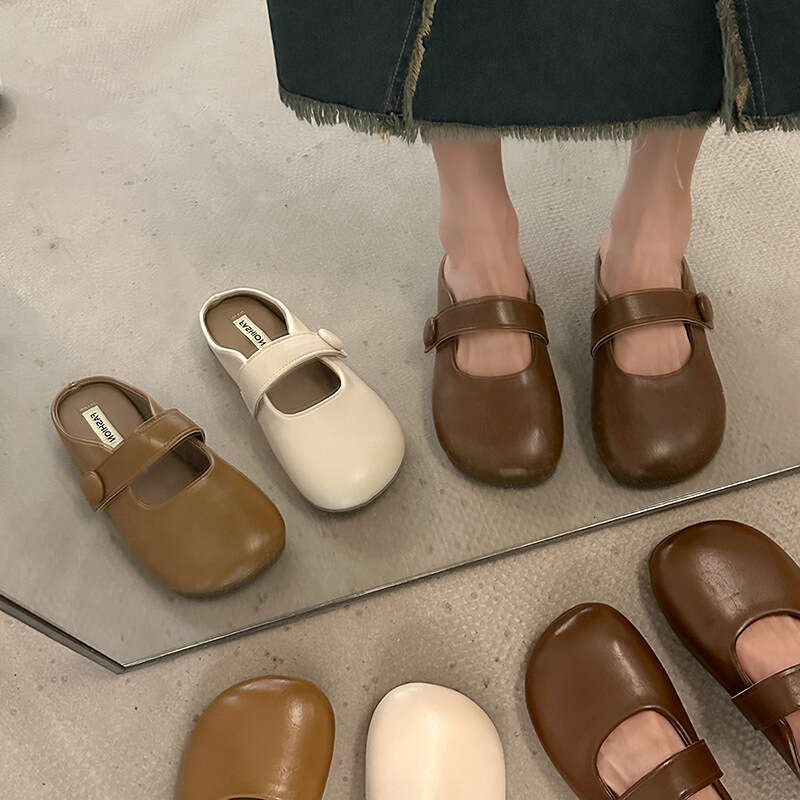 Small niche soled soft leather toe half for women in the spring and autumn of 2025, new style, sweet flat bottomed cool with one foot kick, Haken slip
