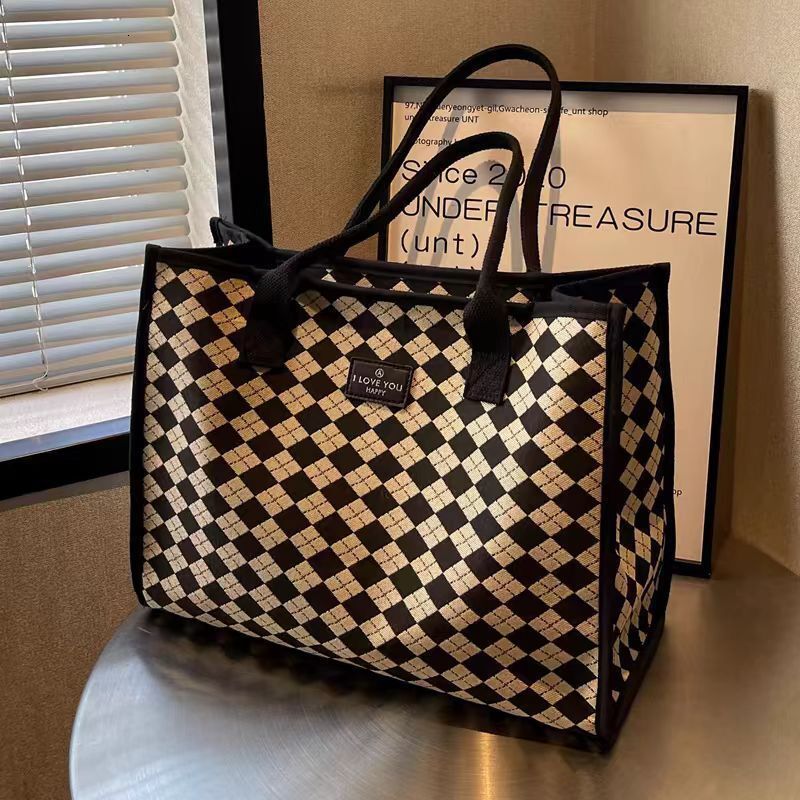 Summer 2025 New Fashion Designer Women s Crossbody Bag Chessboard Armpit Large Capacity Multifunctional Handbag Wallet Storage Bag Makeup Bag